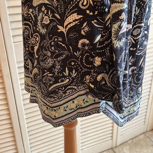 J. Jill Paisley Blue Tunic Top.    Size Medium - Picture 3 of 12